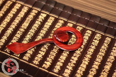 紅檀如意扣